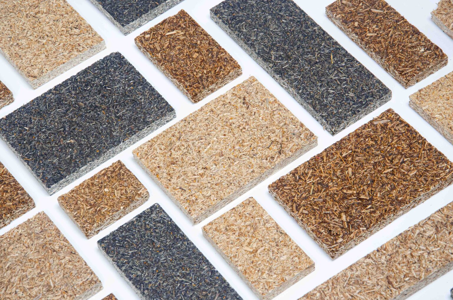 Compostboard1 Samples van Compostboard, plaatjes 'hout' in allerlei natuurlijke kleuren